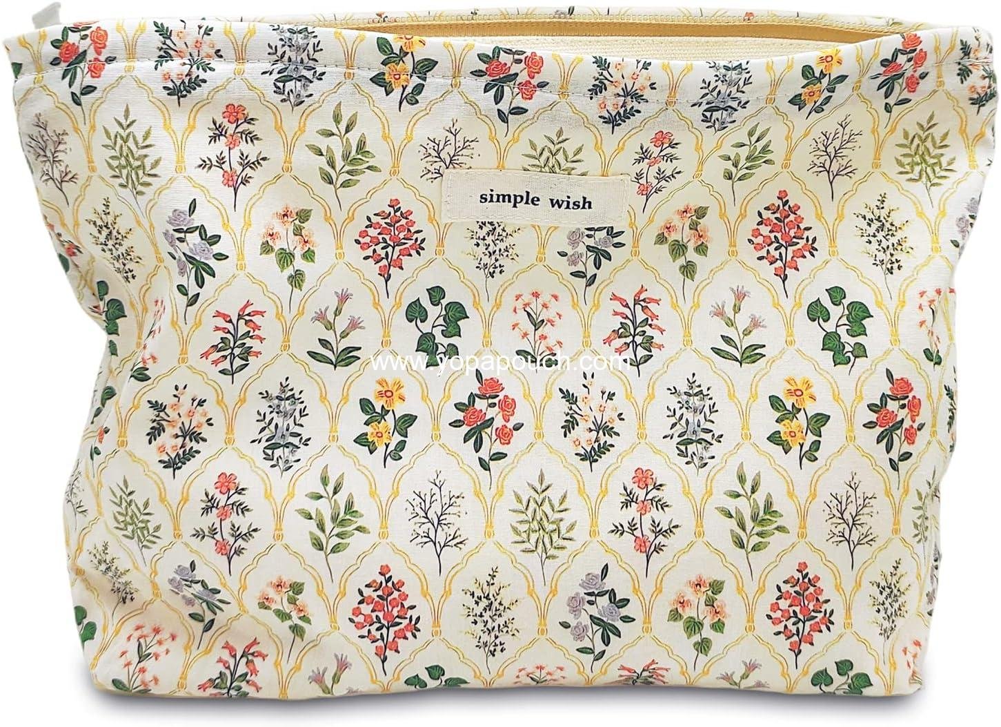 STARDW Aesthetic Floral Makeup Bag Cute Small Cosmetic Bags for Women Girls, Travel Toiletry Bag Large Capacity Zipper Makeup Pouch, Purse Organizer Pouches