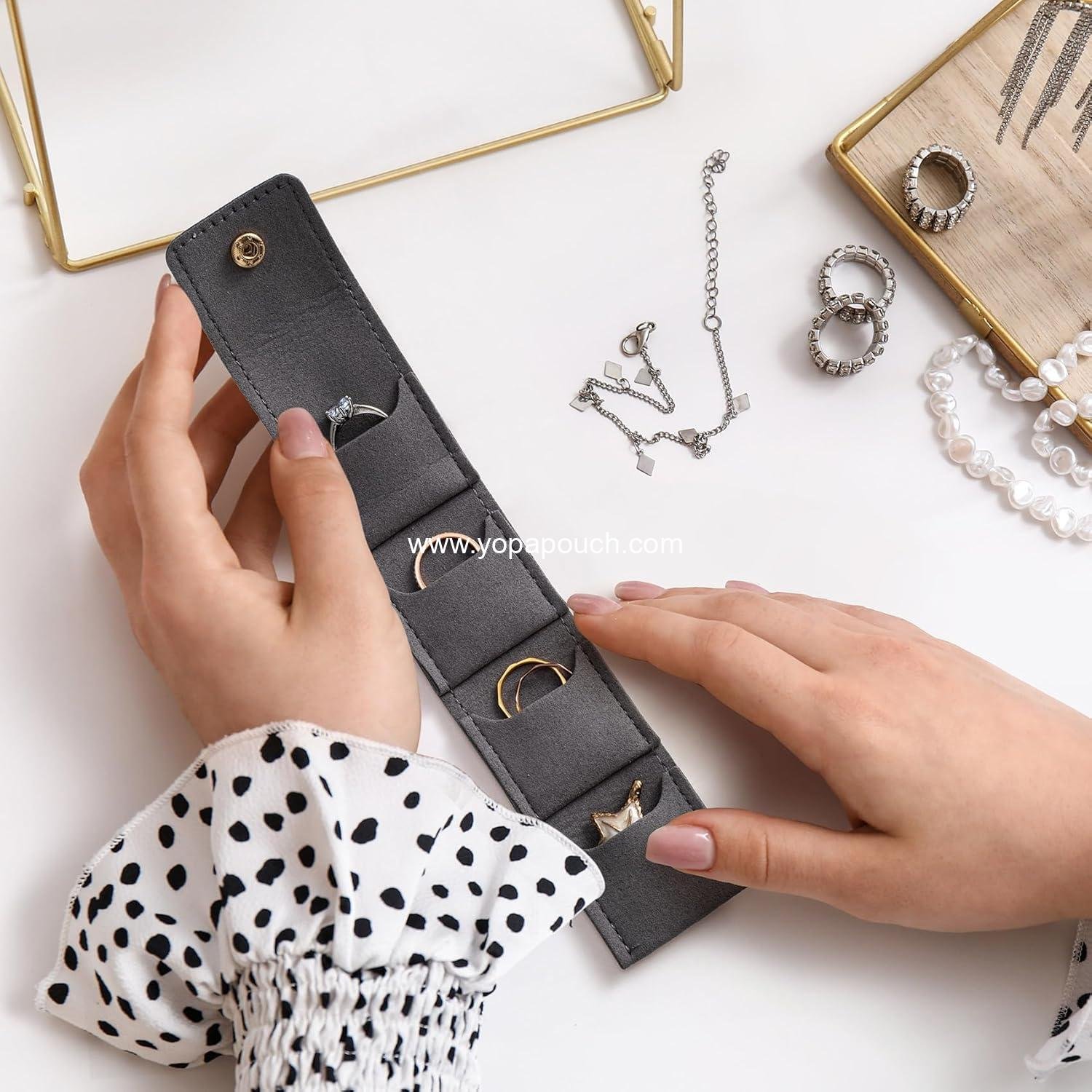 Wholesale Portable Foldable Jewelry Pouch with Buckle, Multifunctional Travel Jewelry Roll Bag for Earring, Ring, Necklace Storage (1pcs, 10