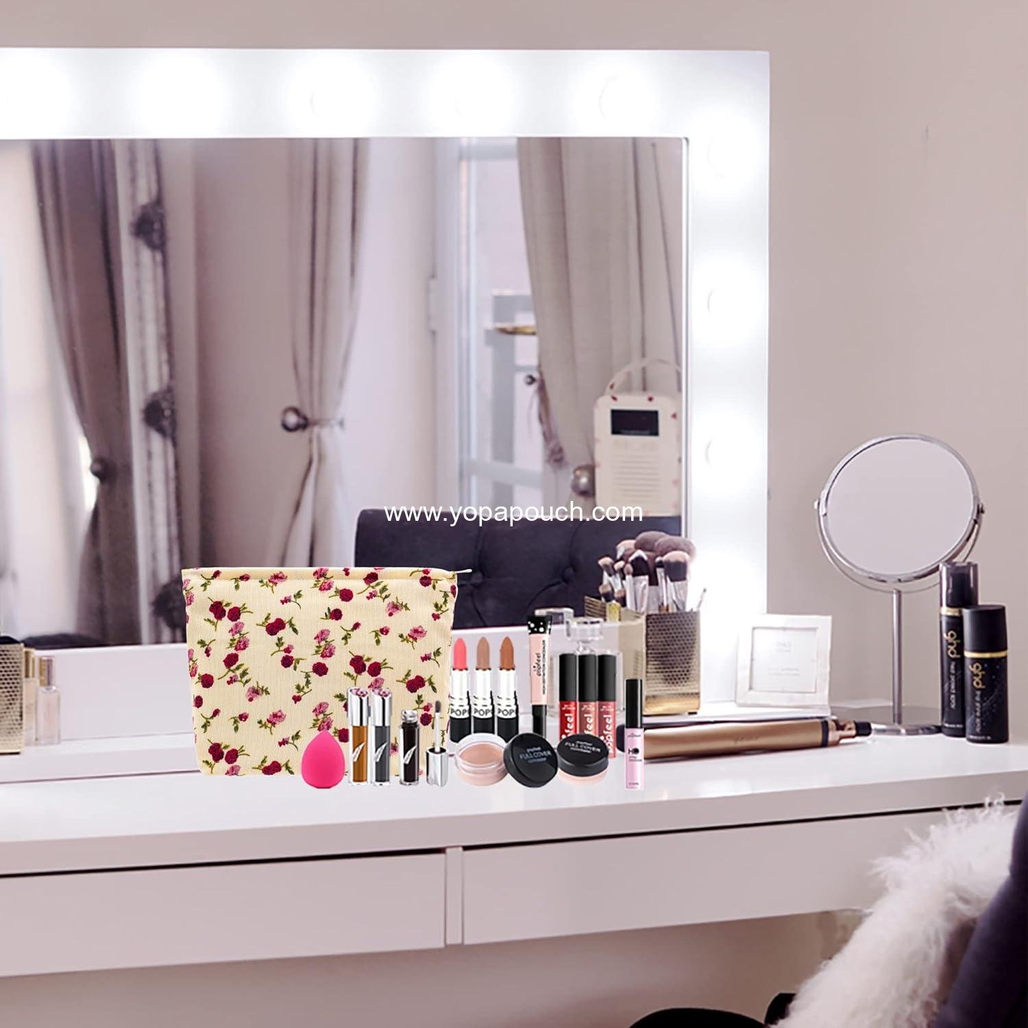 Wholesale Large Zipper Corduroy Makeup Bag Pouch for Travel Canvas Cosmetic Organizer for Women Brush Storage Vintage Rose Beige Supplier