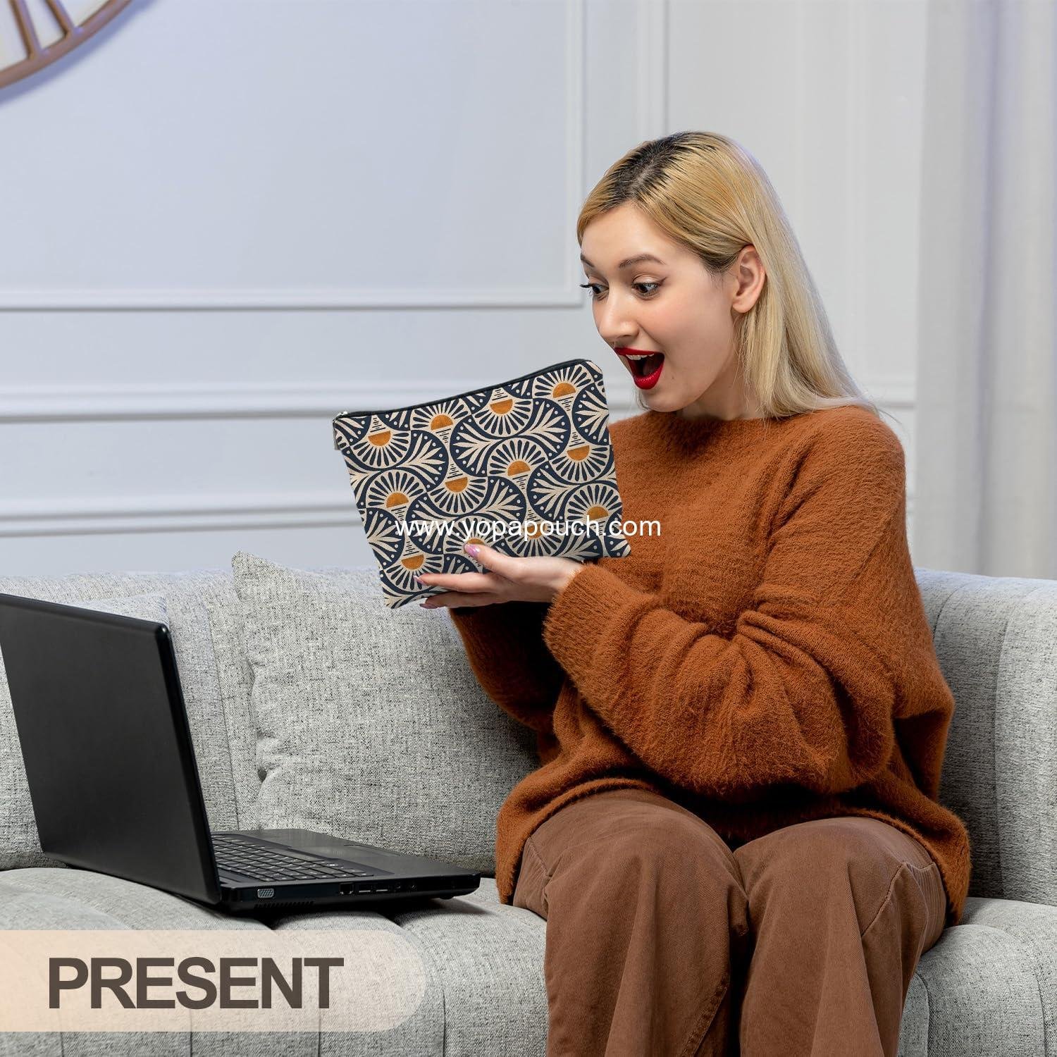 Wholesale Boho Makeup Bag for Women, Sunset Leaf Aesthetic Pouch, 9x6 inches - Supplier