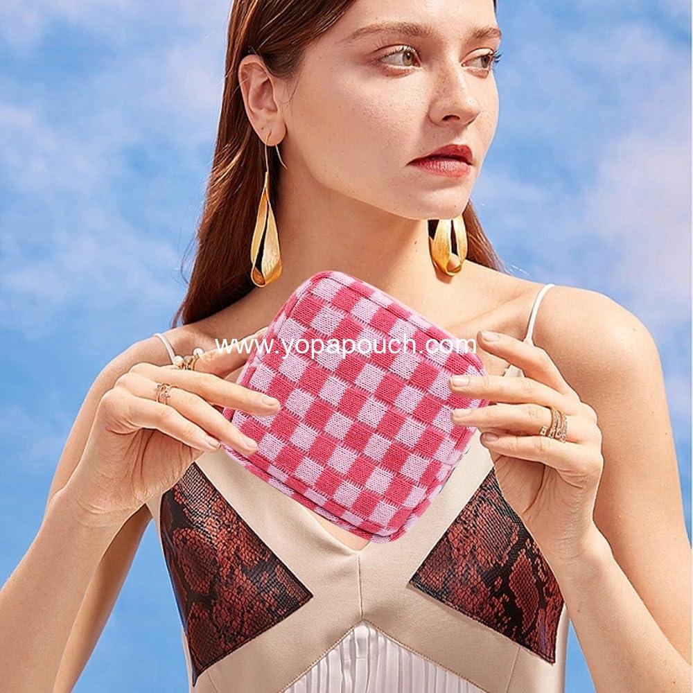 Wholesale Mini Checkered Pink Makeup Bag for Purse - Cute Zipper Cosmetic Pouch, Travel Toiletry Case, Quilted Aesthetic Organizer for Women and Girls - Factory