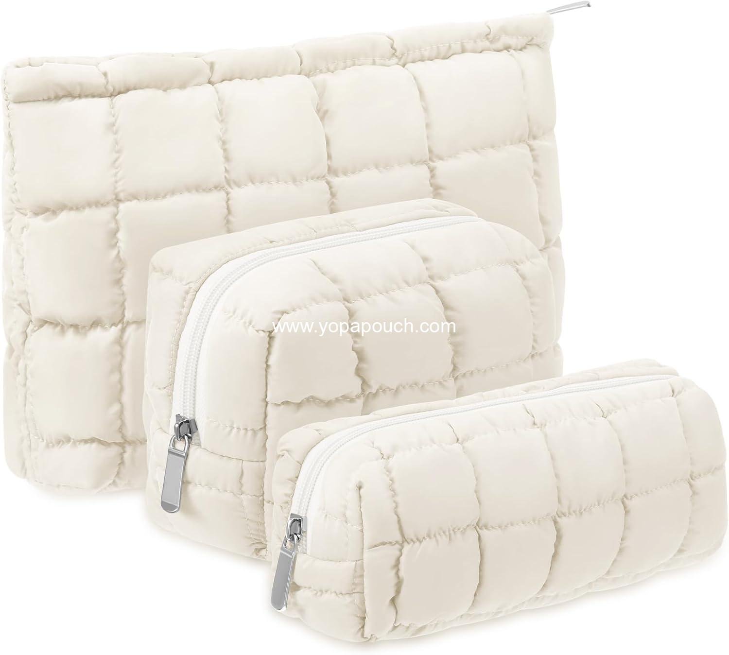 3 Pcs Puffy Makeup Bag Quilted Cosmetic Pouch for Women Cute Checkered Travel Toiletry Bag Puffer Makeup Organizer Purse Pouch Preppy Pencil Case with Zipper