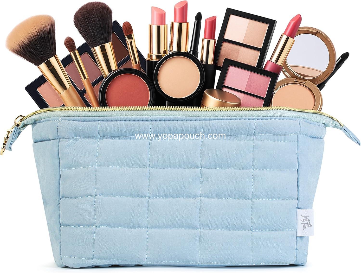 Wholesale Aesthetic Quilted Makeup Bag for Women, Dusty Blue, Puffy Padded Cosmetic Pouch,  Cute Quilted Pouch - Supplier