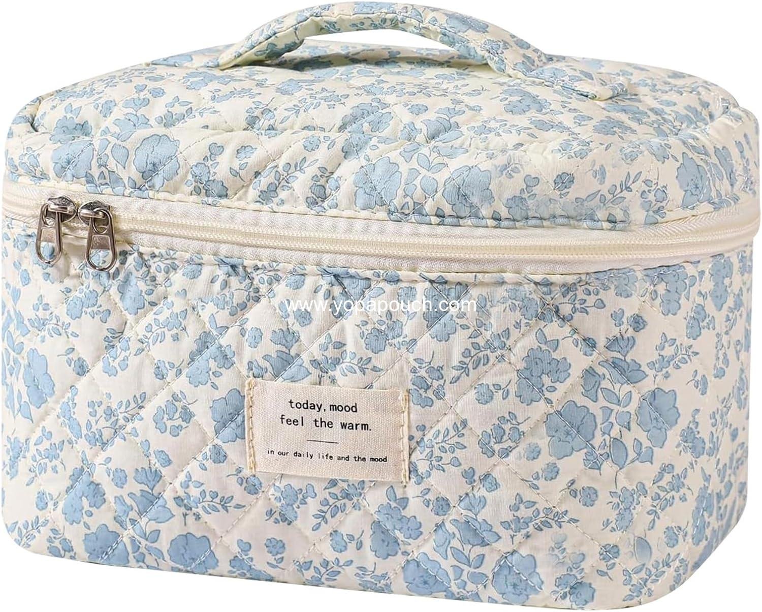 Large Makeup Bag, Cute Cosmetic Bag for Women Girls, Floral Coquette Aesthetic Toiletry Bag, Travel Make Up Organizer Bag (BDLH)