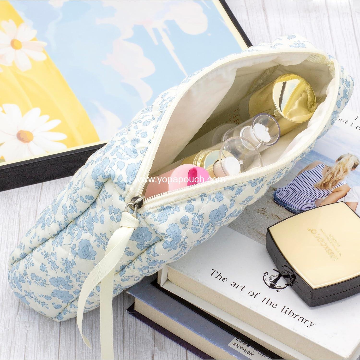 Wholesale Large Quilted Makeup Bag Travel Zipper Soft Cosmetic Pouch for Women and Girls - Little Flower Blue Supplier