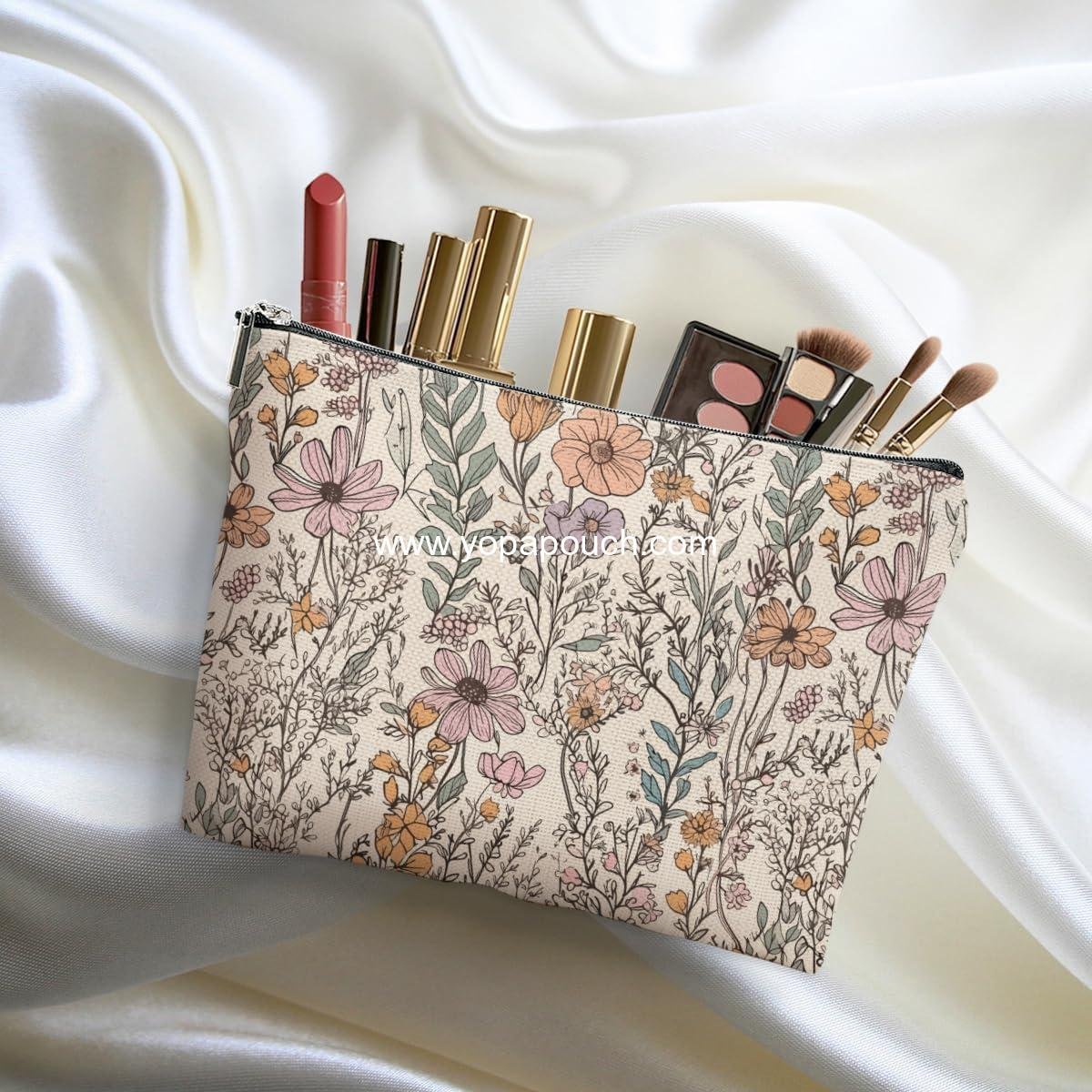 Wholesale Floral Garden Makeup Bag - Vintage Wildflowers Cosmetic Pouch for Women, Girls, Sisters, and Coworkers - Perfect Gift for Christmas, Thanksgiving, and Birthdays - OEM Supplier