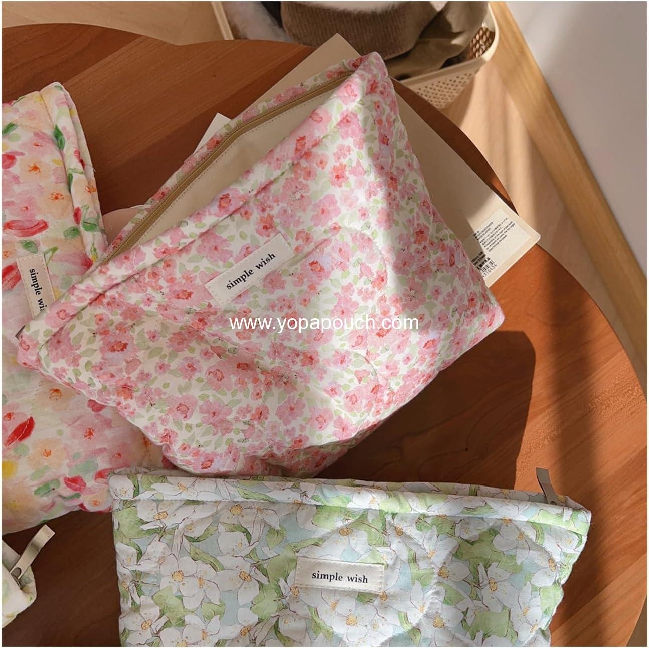 Wholesale Quilted Floral Cotton Makeup Pouch, Coquette Quilted Cosmetic Bag for Women and Girls, Aesthetic Organizer Bag, Cute Travel Toiletry Bags 01 Pink Little Flower Supplier