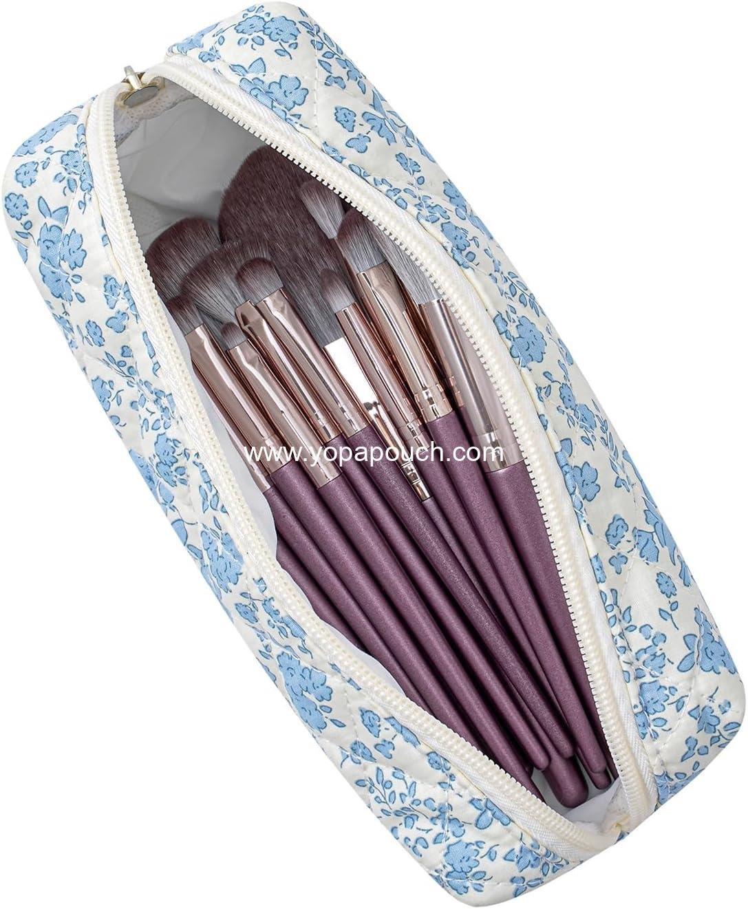 Wholesale Cute Floral Makeup Brush Bag Small Cotton Quilted Cosmetic Bag for Women Travel Toiletry Zipper Pouch (Blue Floral) Supplier