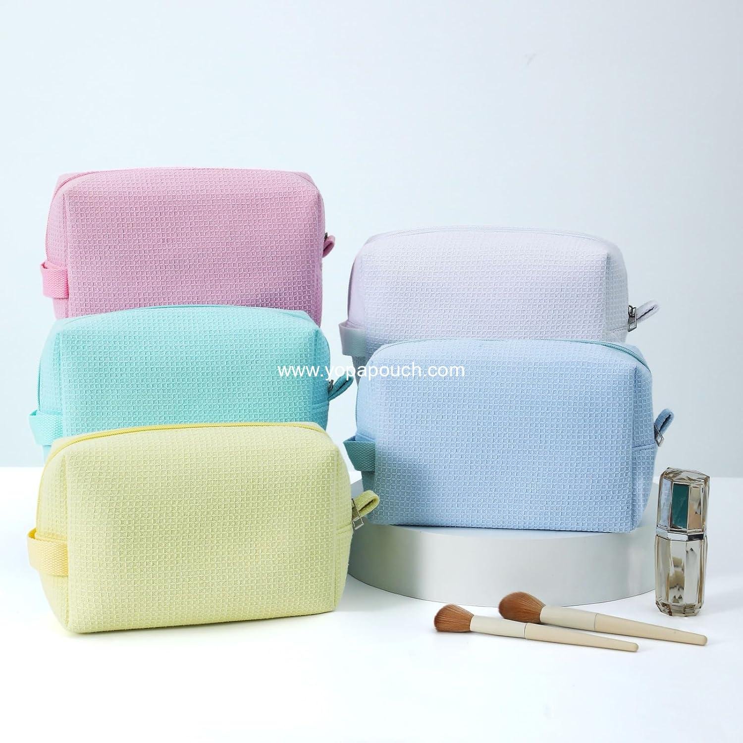 Wholesale Waffle Makeup Pouch Bag Small Travel Cosmetic Bag Gifts for Bridesmaid Wedding Christmas (White) Supplier