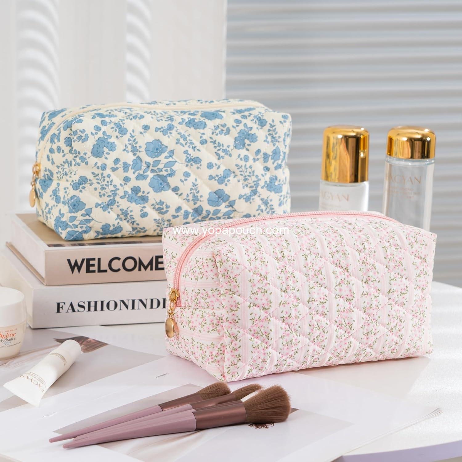 Wholesale Small Floral Makeup Bag - Quilted Cotton Travel Toiletry Pouch for Women, Cute Cosmetic Purse, Emergency School Accessory, Pastel Pink Supplier