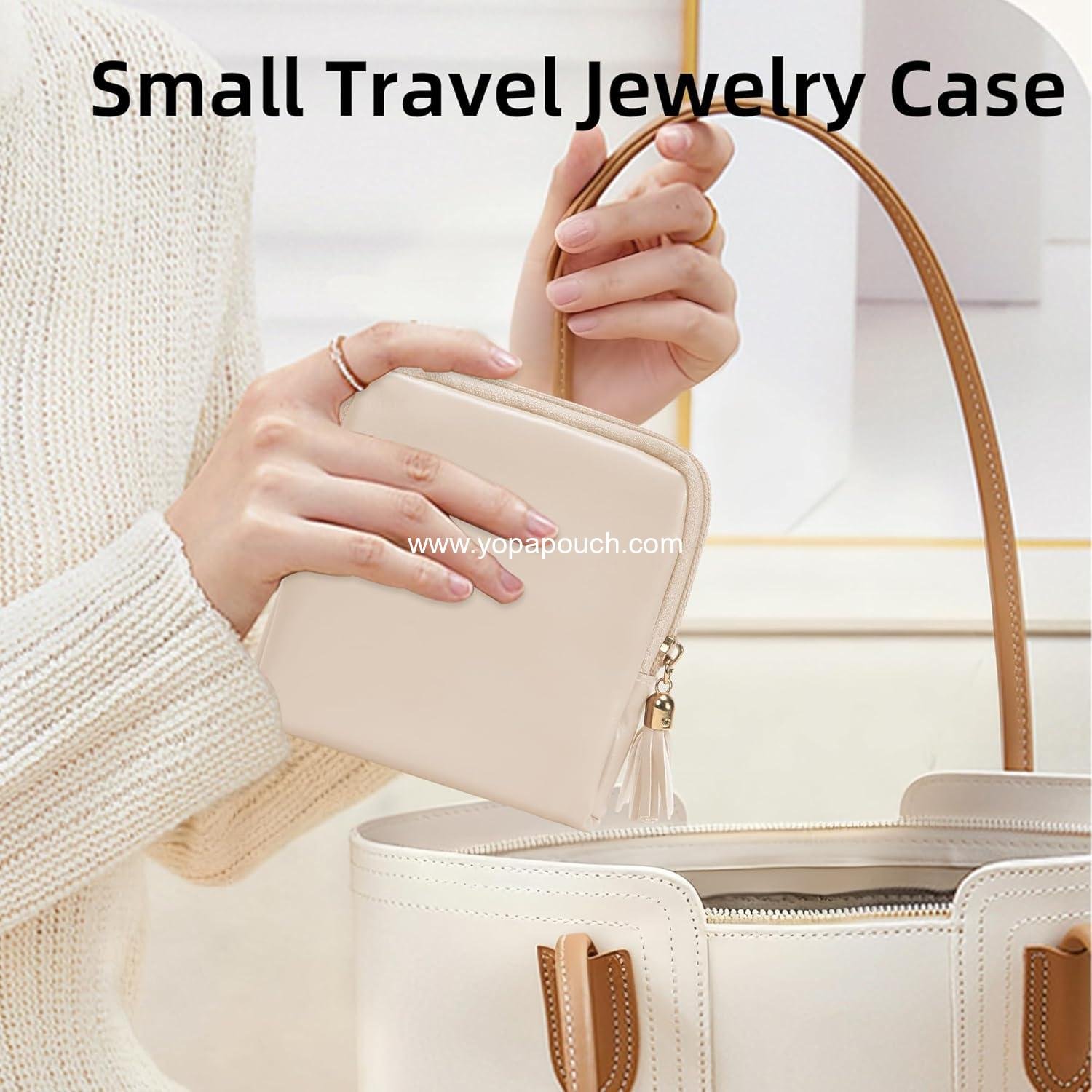 Wholesale Mini Travel Jewelry Bag, Leather Jewelry Case for Necklaces, Earrings, Rings, and Bracelets Organizer, Christmas Gifts for Women and Girls - Supplier