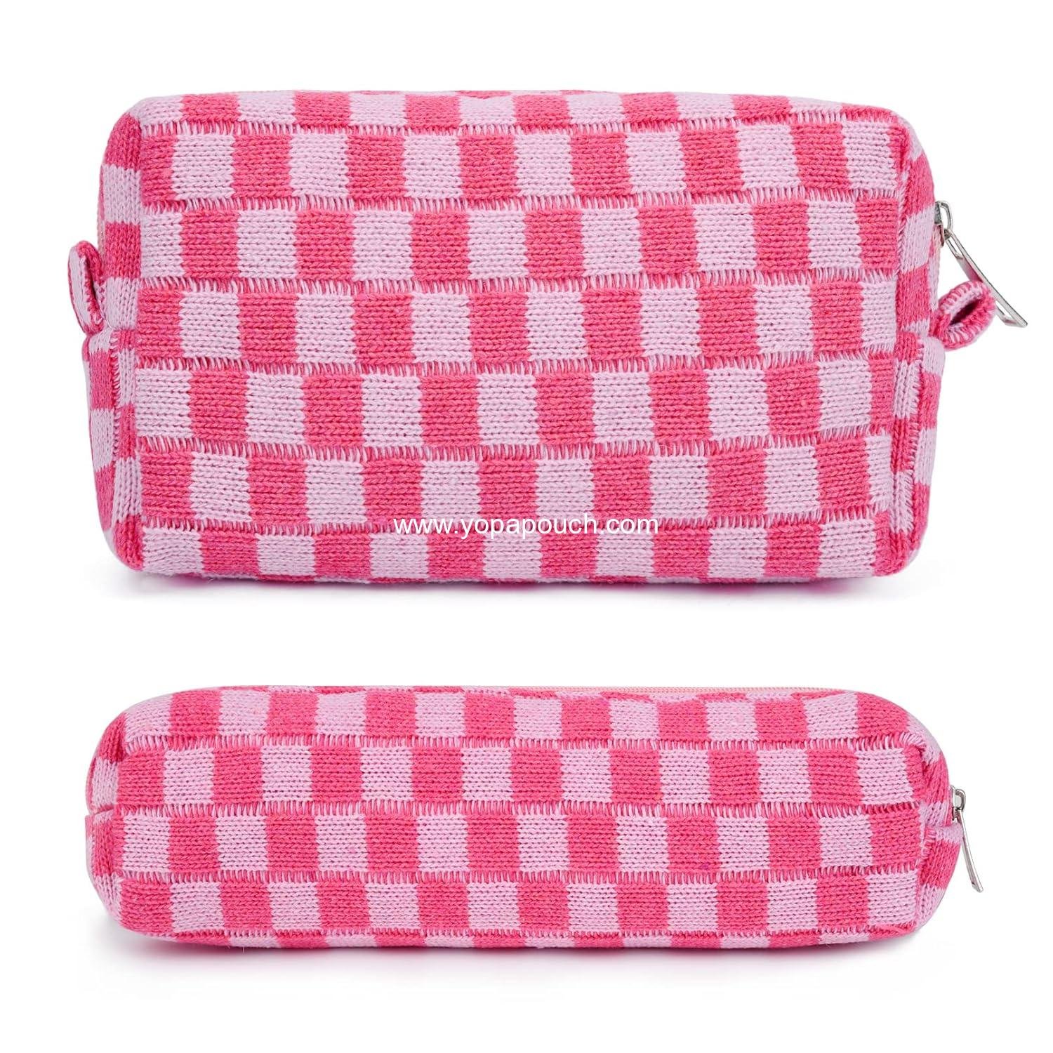 Wholesale Checkered Cosmetic Bag and Makeup Brush Storage - Pink Travel Toiletry Organizer 13x9 inches Supplier