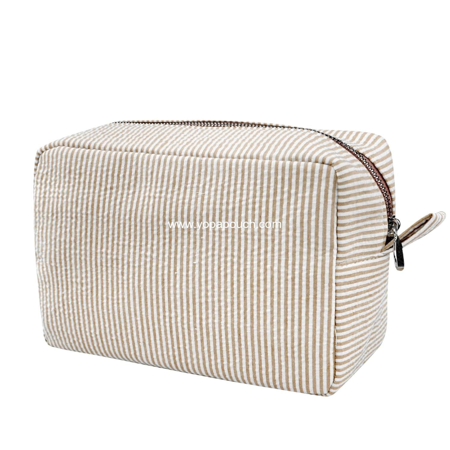 Wholesale Seersucker Cosmetic Bag for Women, Travel Toiletry Stripe Makeup Pouch, Large Aesthetic Organizer Storage, Girls Handbags Purses, factory