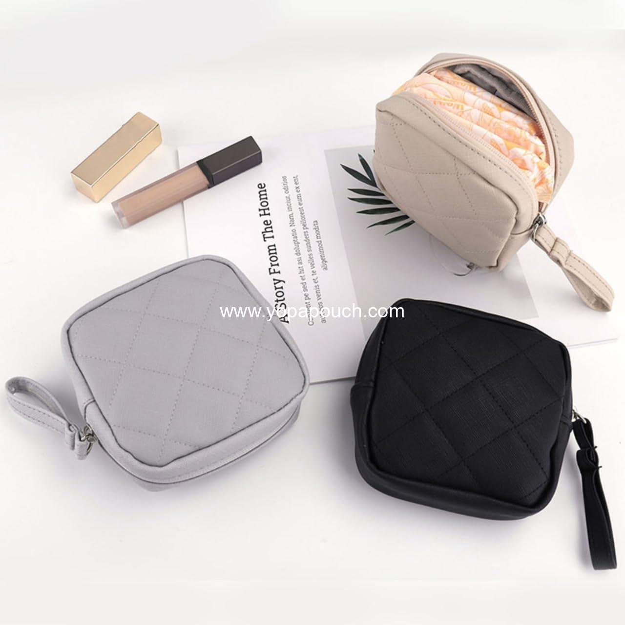 Wholesale Mini Makeup Bag for Purse - Compact PU Cosmetic Pouch for Women, Portable Travel Makeup Case for Lipstick, Keys, and Bank Cards - OEM Supplier