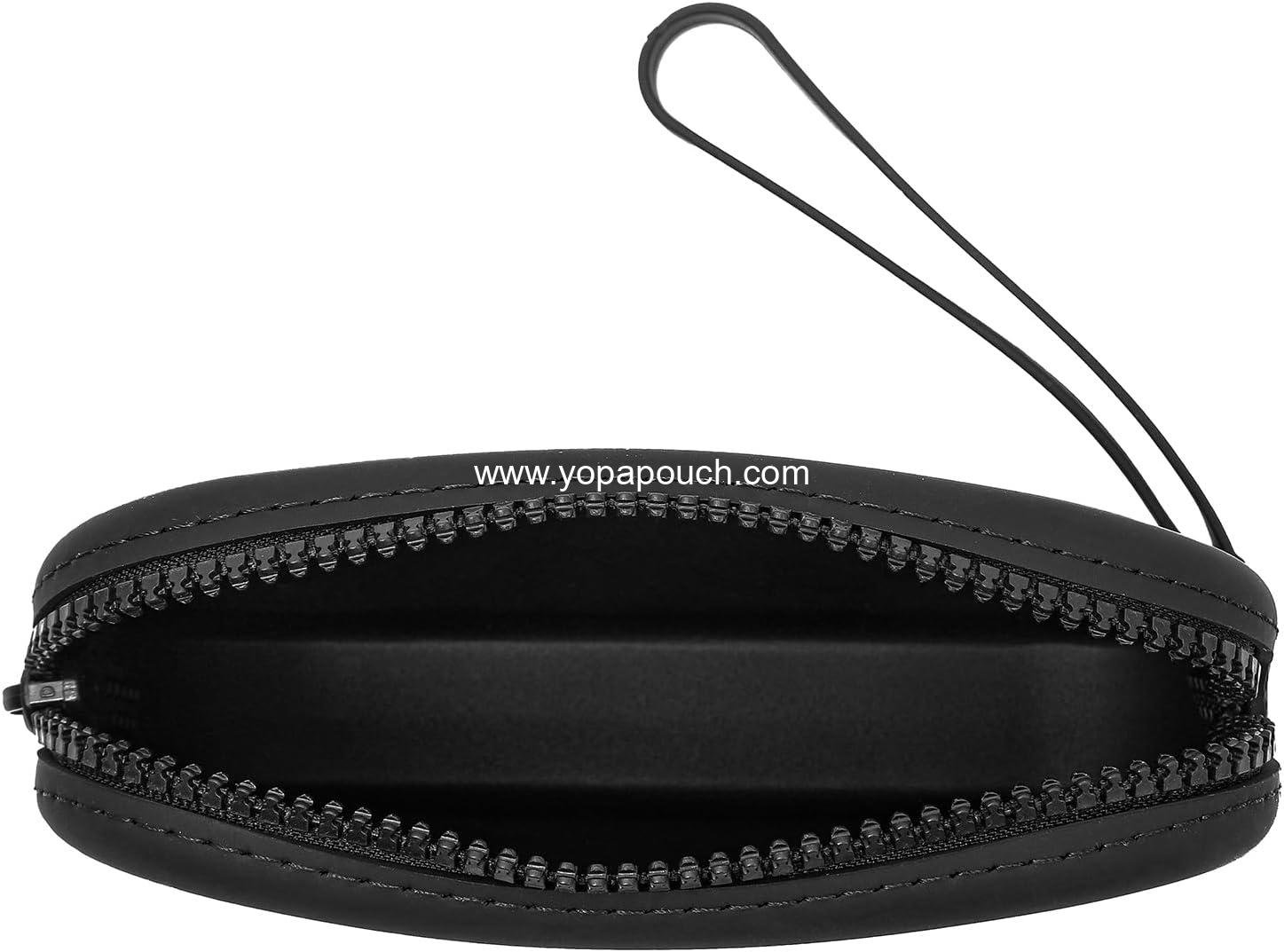 Wholesale Small Silicone Multifunctional Essential Bag Portable Travel Makeup Bag for Women Men Cards Cash Zipper Pouch (Black) - Supplier