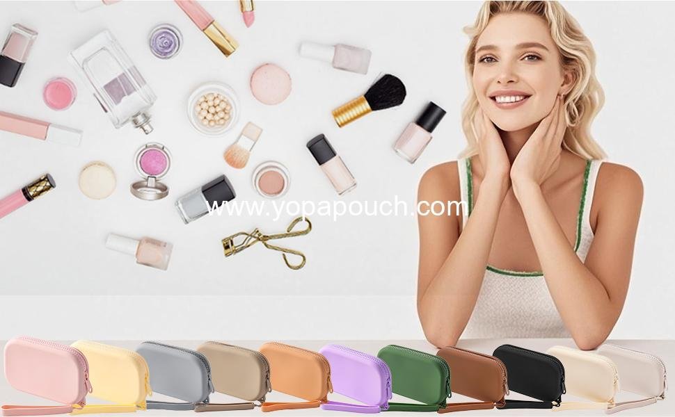 Wholesale Small Silicone Multifunctional Essential Bag Portable Travel Makeup Bag for Women Men Cards Cash Zipper Pouch (Black) - Supplier