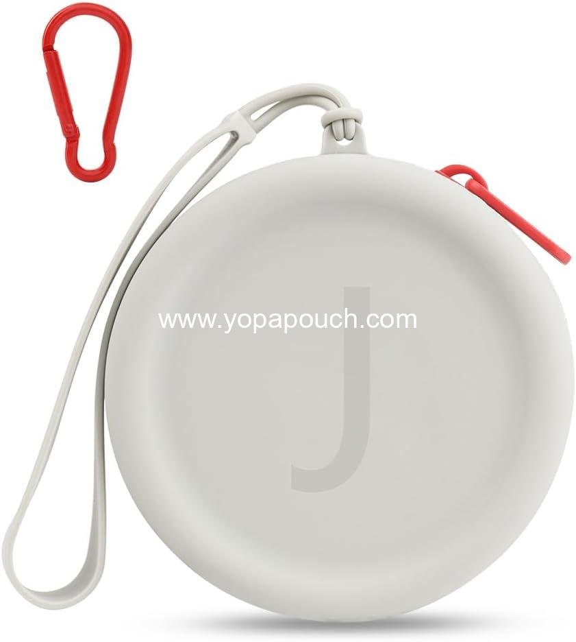 Wholesale Silicone Dog Treat Pouch Bag Portable Waterproof Customizable Alphabet Print Pocket Size Ideal for Dog Cat Snacks on Walks Easy Clean Odorless Zipper Design Light Gray Supplier