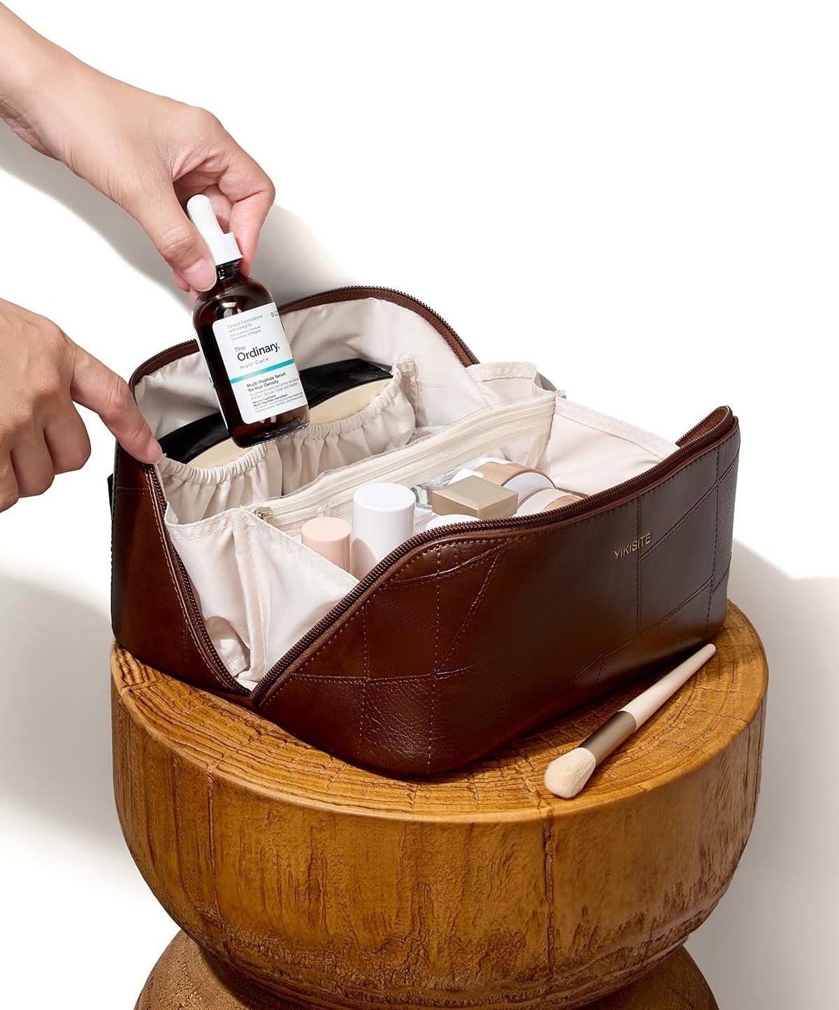 Private Label Waterproof PU Leather Makeup Cosmetic Bags, Travel Toiletry Organizer Pouch with Custom Logo Divider for Women Supplier (Brown)