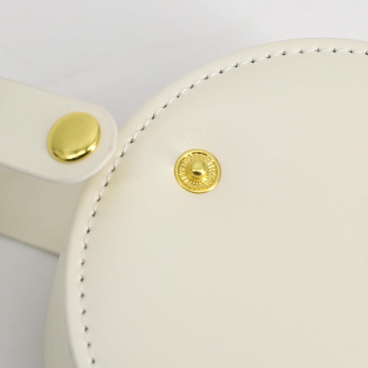 Private Label Travel Jewelry Case with Custom Logo, Elegant Half-Moon Design with Gold Monogram & Detachable Handle by Manufacturer - Personalized Accessory Organizer Gift for Fashion-Forward Women and Teens (m)