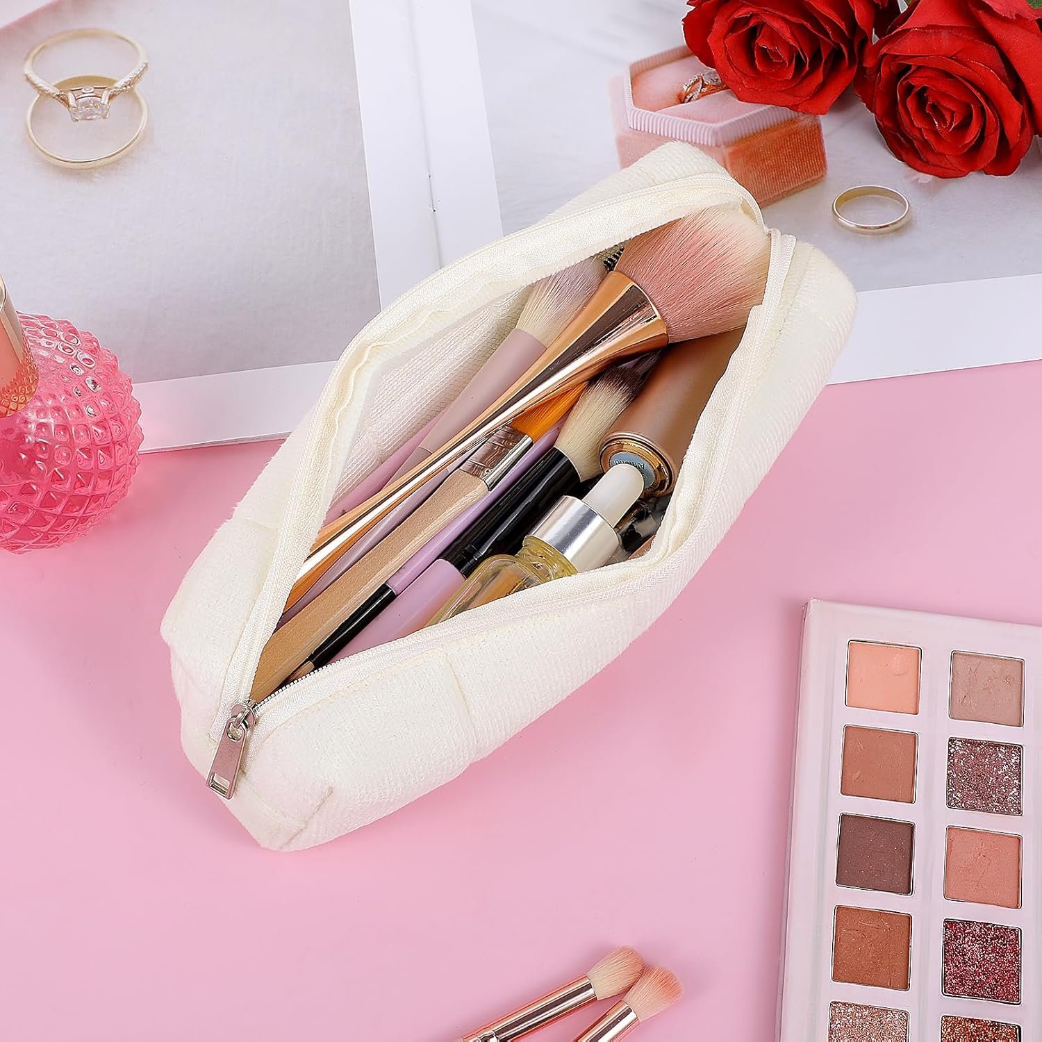 Manufacturer Small Plush Pencil Pouch Custom Logo Checkered Fuzzy Travel Makeup Cosmetic Bag Private Label for Women Men Adults