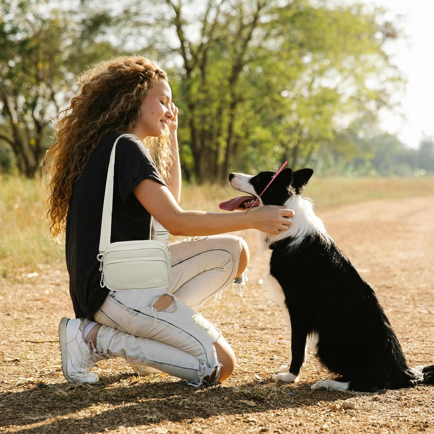 Custom Logo Dog Training Treat Pouch Fanny Pack Waist Belt - Private Label Crossbody Bag with Poop Bags Manufacturer (Khaki) Custom Logo Dog Training Treat Pouch Fanny Pack Waist Belt - Private Label Crossbody Bag with Poop Bags Manufacturer (Khaki)
