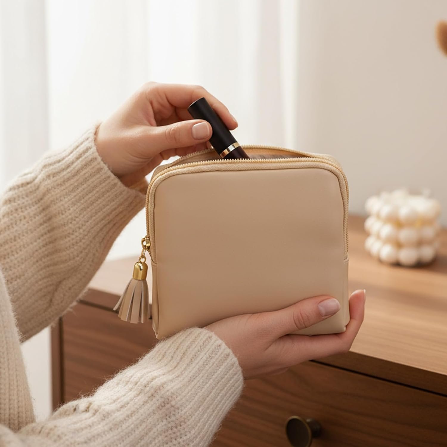 Custom Logo Small Travel Jewelry Case Organizer for Women Zipper Velvet Interior Brown Pouch Bag Private Label Portable Jewelry Box Factory for Gemstones Healing Crystal Bracelets