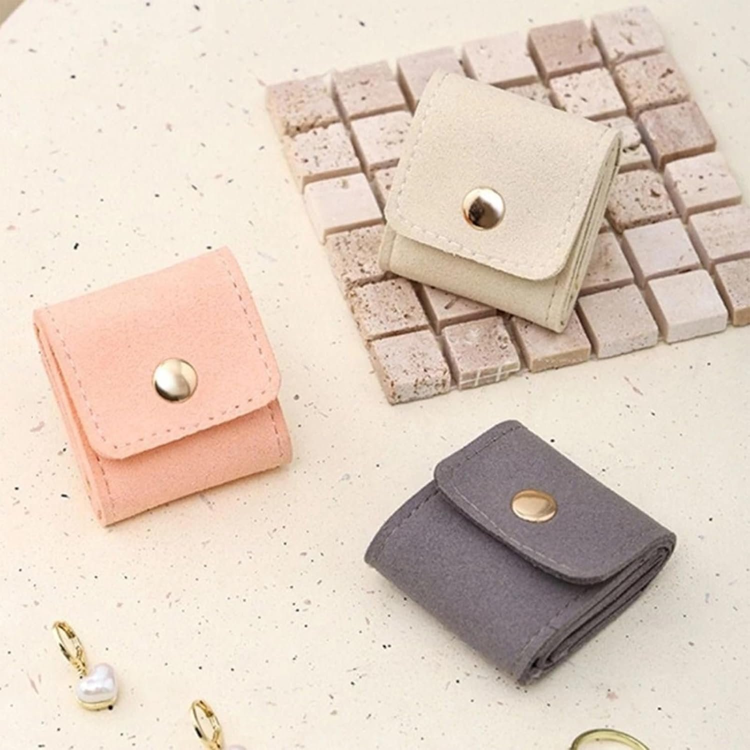 Private Label 2025 New Mini Travel Jewelry Roll Bag – Foldable & Portable Jewelry Storage Organizer with Buckle Closure & Custom Logo – Holds Earrings Rings Necklaces – Pink Travel Jewelry Pouch Supplier