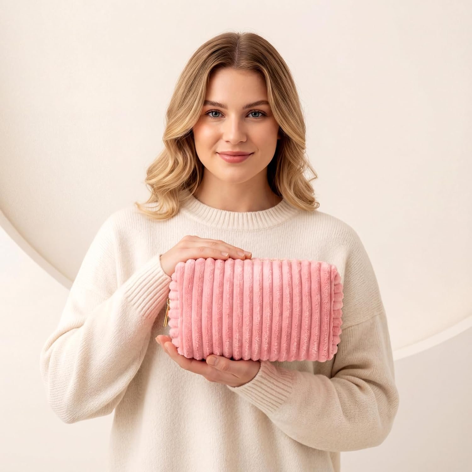 Private Label Flannel Makeup Bag Fuzzy Cosmetic Fluffy Plush Small Zipper Pouch Custom Logo Travel Toiletry Bags Supplier for Winter Birthday Women Gifts(Pink)