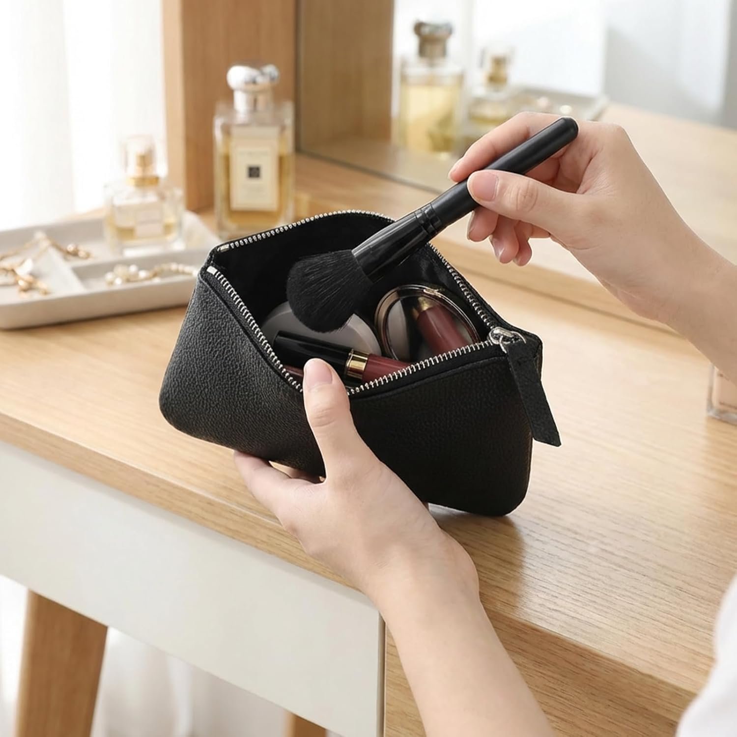 Private Label 2 Pack Black Faux Leather Cosmetic Bags with Custom Logo Soft PU Leather Makeup Pouch Portable Zipper Travel Organizer for Women Purse Cosmetics Supplier