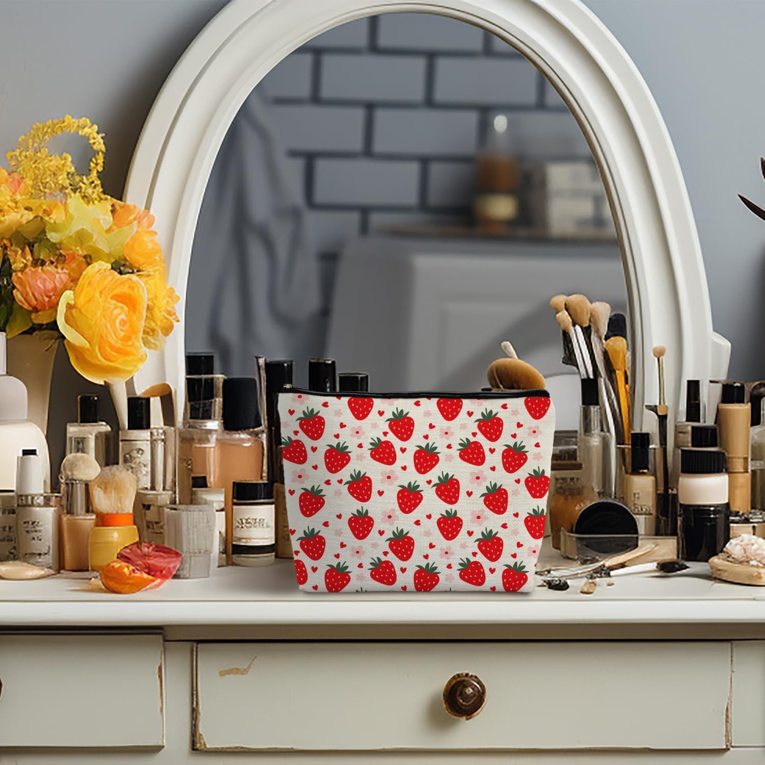 Custom Logo Cute Red Strawberry Makeup Bag Portable Cosmetic Zipper Pouch Private Label Toiletry Bag for Purse Gifts for Women Girls Manufacturer