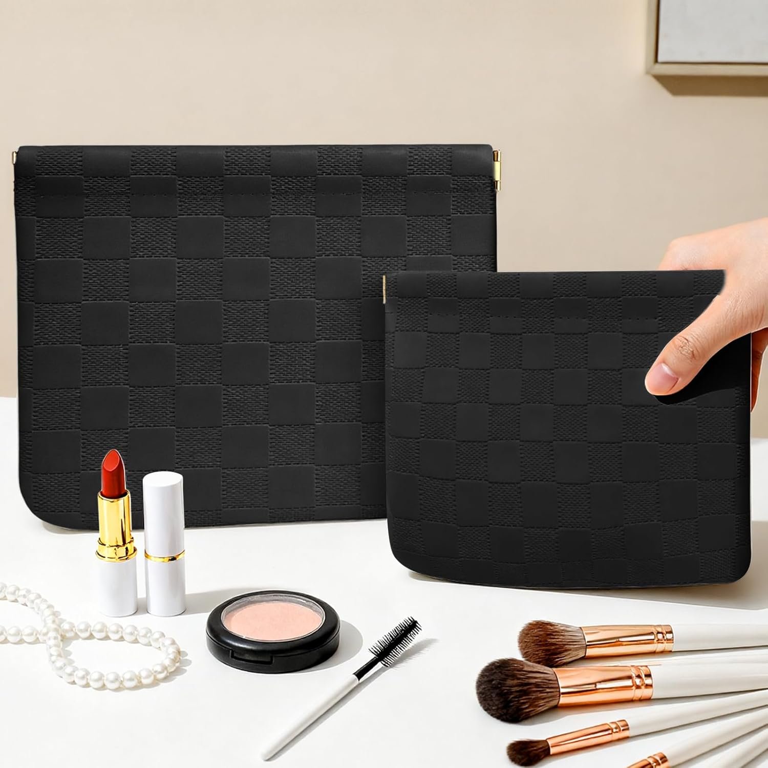 Private Label 2 PCS Small Ladies Makeup Bags Custom Logo Waterproof No Zipper Self-Closing Coin Purse Lipstick Cosmetic Organizer Travel Pouch Manufacturer (Checkered Black)