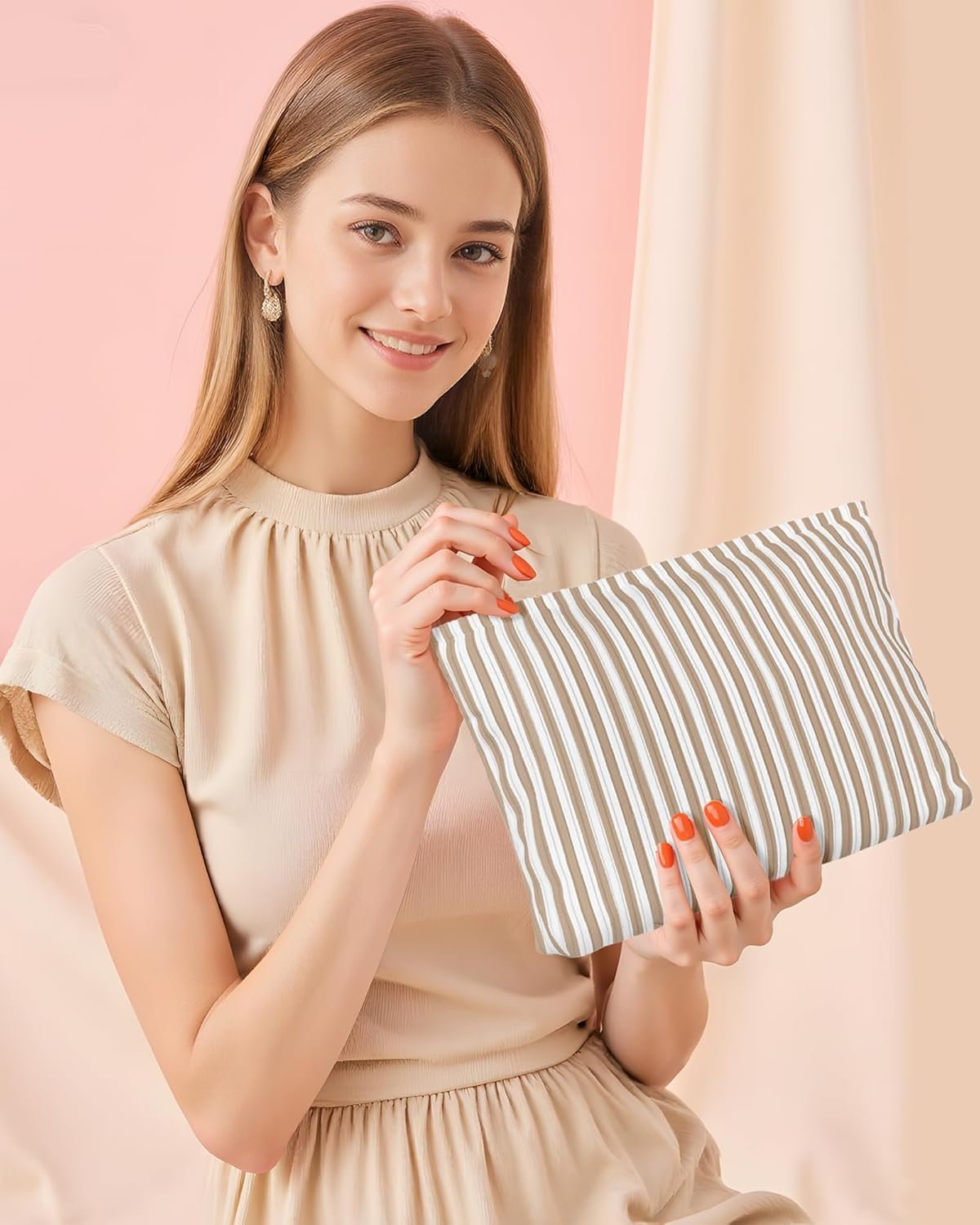 Private Label Cute Brown Beige Vertical Striped Small Makeup Pouch Manufacturer for Women Zipper Cosmetic Travel Toiletry Custom Logo