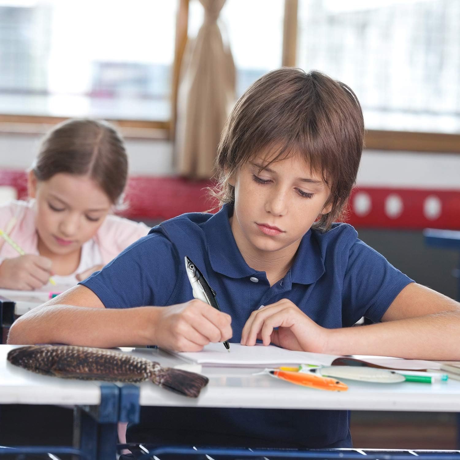 Private Label Custom Logo Fish Shaped Pencil Case Supplier with Padded Foam Lining and Cute Fish Pens