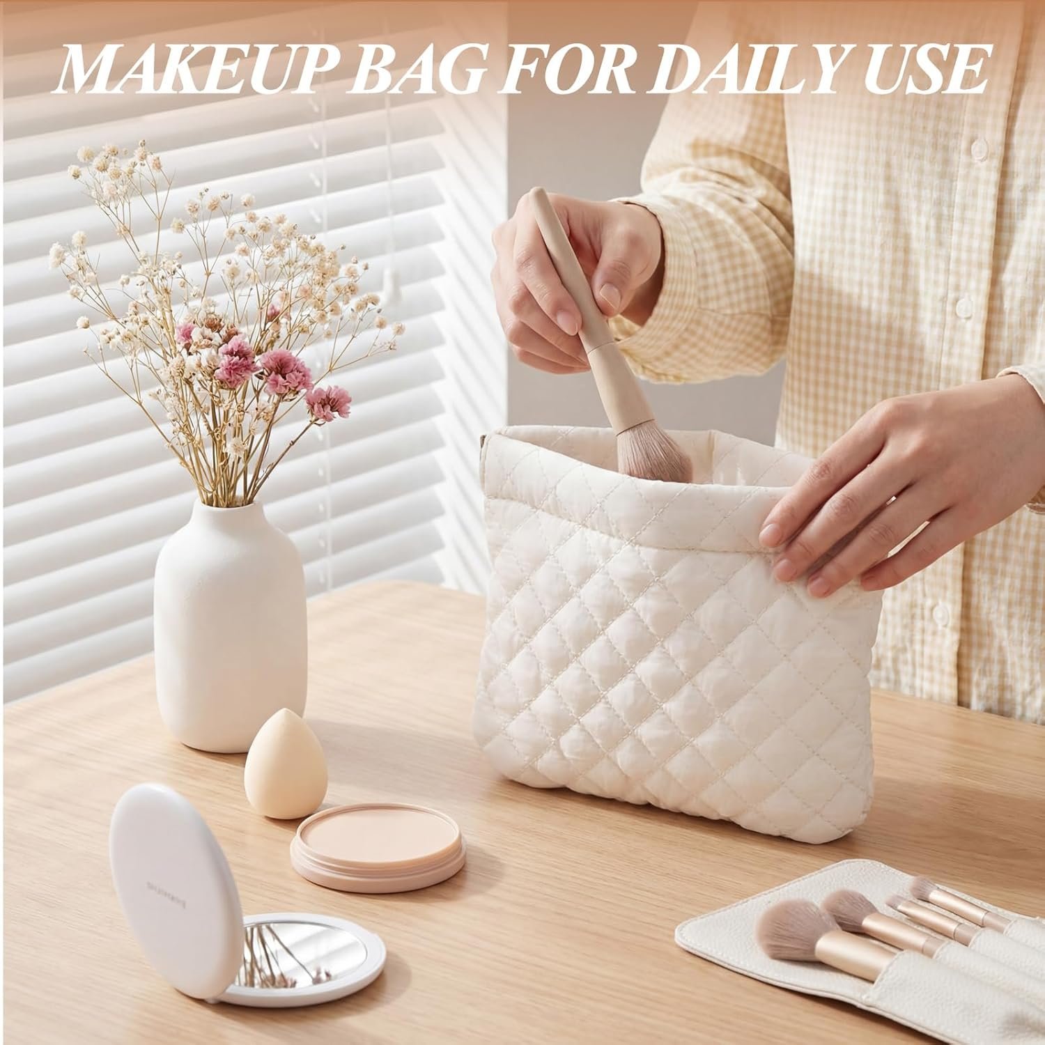 Manufacturer 2 Pcs Small Puffy Pocket Makeup Bag Quilted Cosmetic Bag Organizer for Women Custom Logo Padded Squeeze Coin Lipstick Purse Pouch Travel Self-Closing Snap Closure No Zipper Private Label White