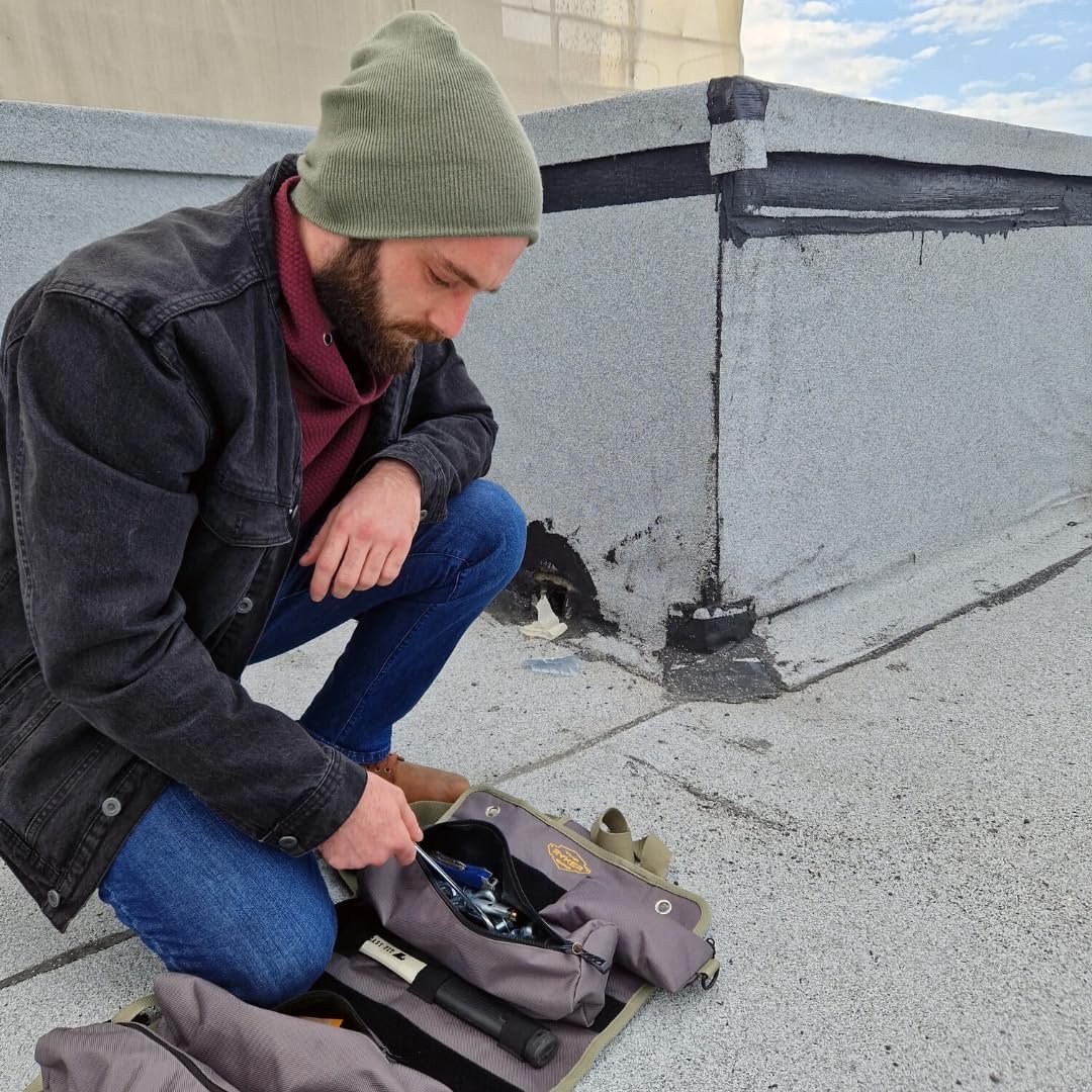 Private Label Roll Up Tool Bag Organizer Manufacturer for Motorcycle Mechanics Tool Storage with Custom Logo 4 Detachable Pouches Wrench Roll