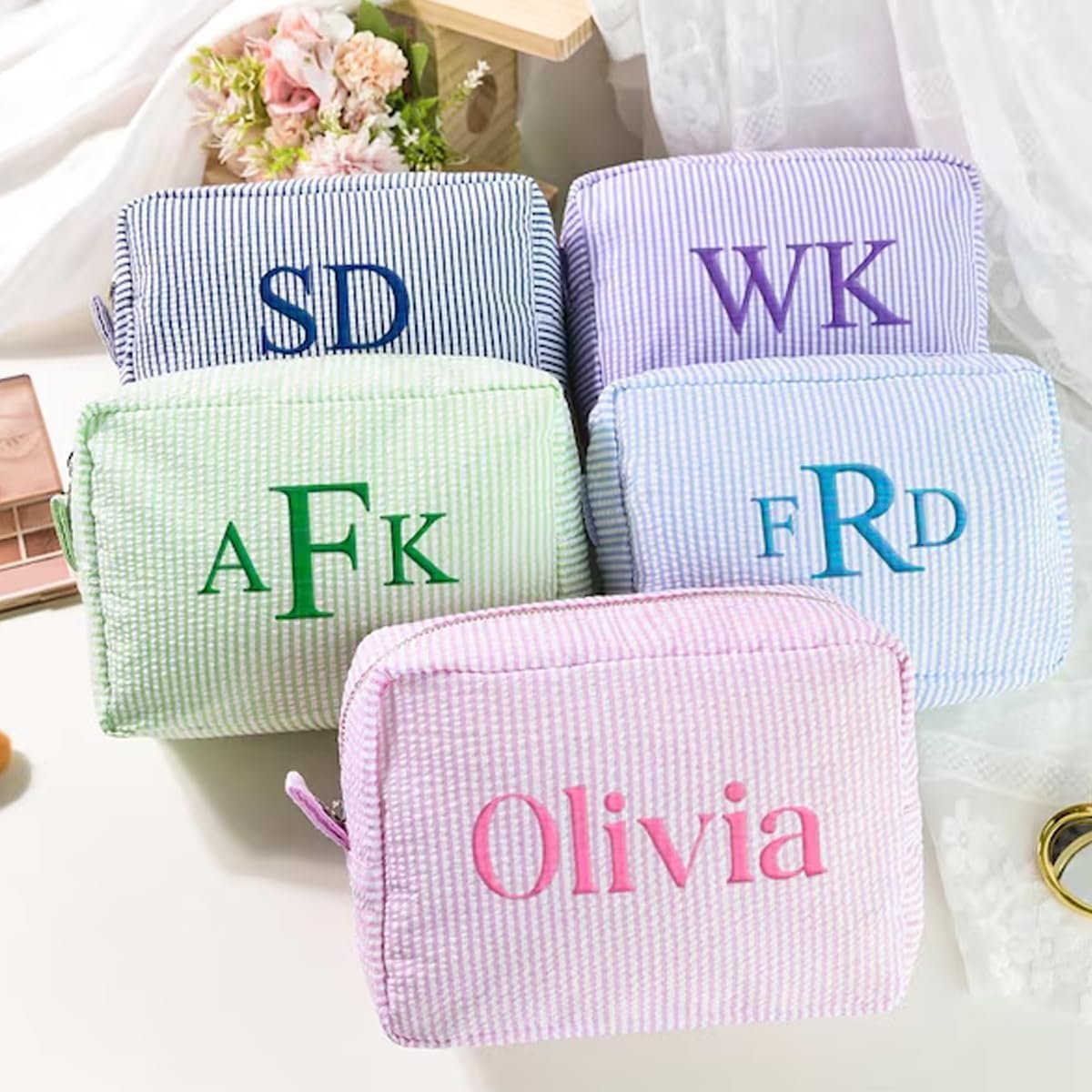 Private Label Personalized Cosmetic Bag with Name and Custom Logo, Cute Seersucker Makeup Travel Organizer Pouch for Women Girls Bridesmaid Cute Pattern Matching Bags Manufacturer