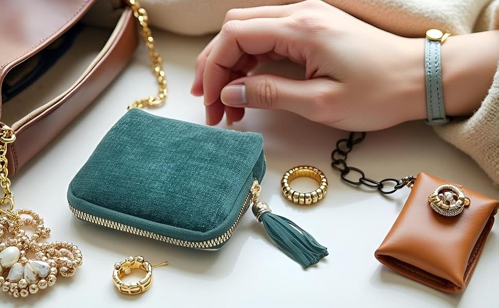 Private Label Small Travel Jewelry Organizer Case with Custom Logo Tassel Zipper for Bracelets Necklaces Bangles Manufacturer Storage Bag Gift for Women Girls