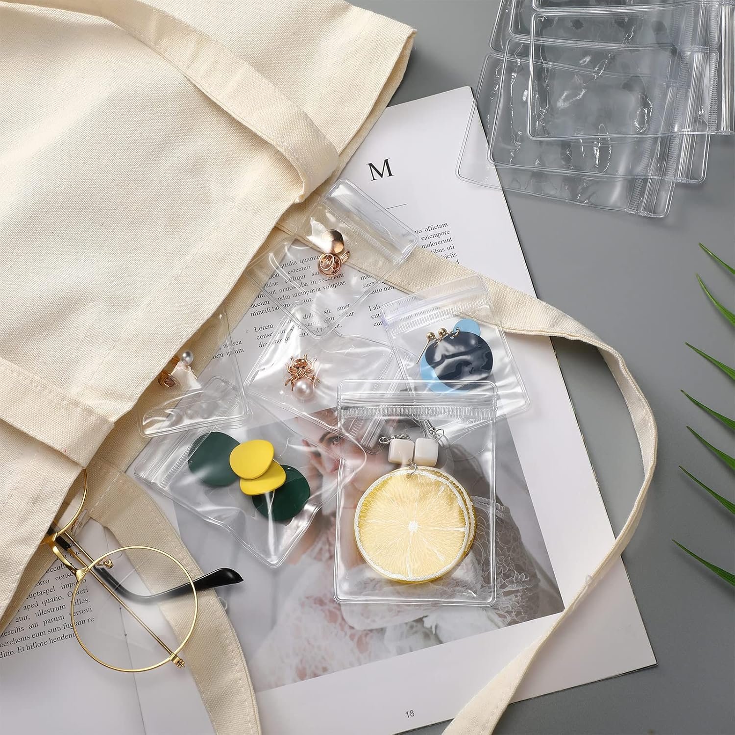 Factory 100 Pieces Small Clear PVC Plastic Zipper Lock Jewelry Storage Bags Private Label Transparent Anti-Tarnish Sealable Pouches with Custom Logo for Rings Earrings Candy Packaging