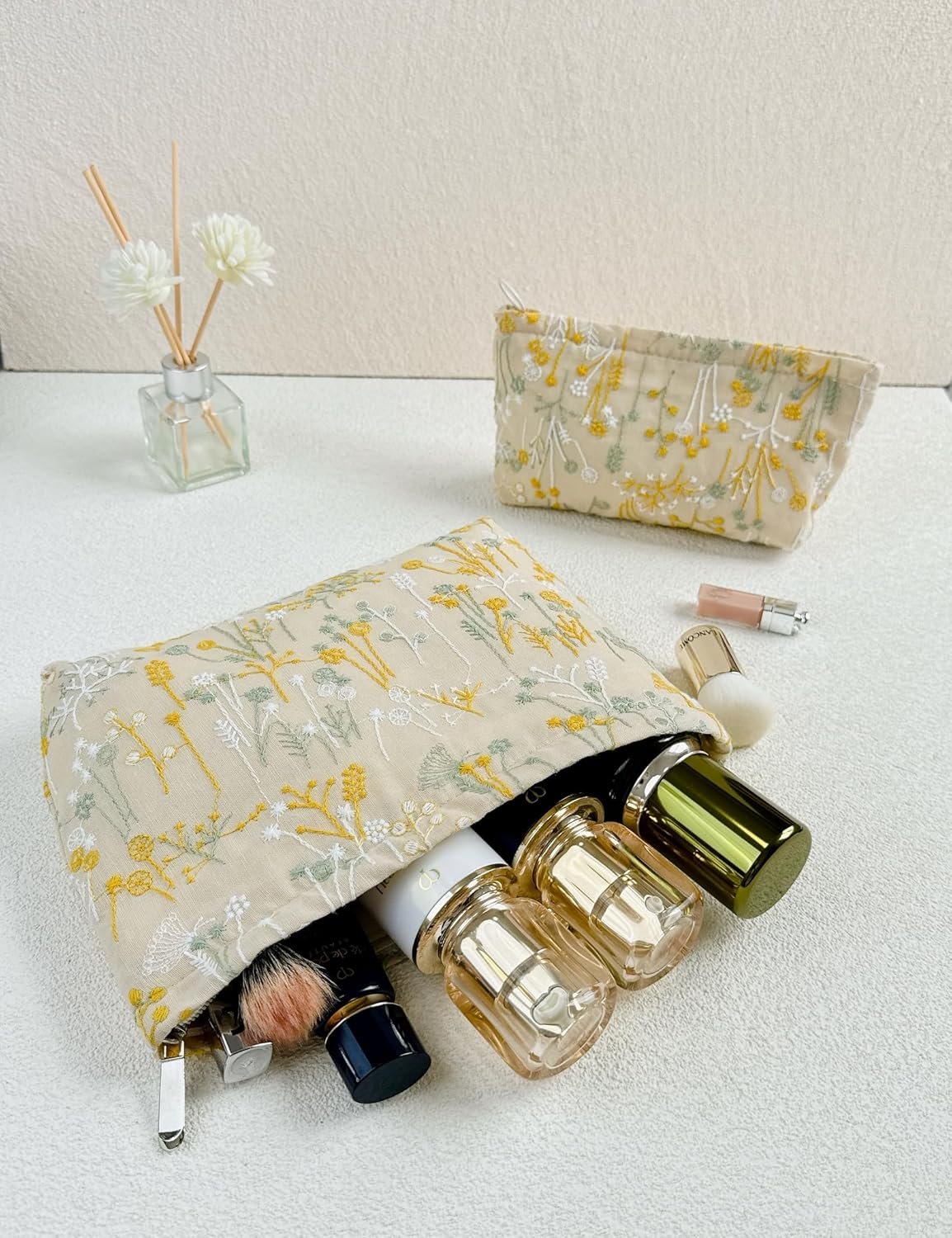 Private Label 2 Pcs Large Floral Embroidery Makeup Bags Cosmetic Travel Toiletry Organizers Small Zipper Pouch Purse for Women Teens Custom Logo Manufacturer