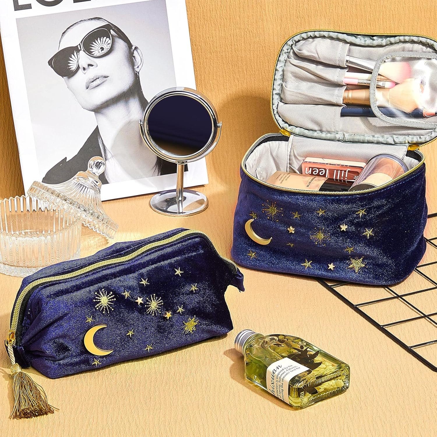Private Label 2 Pcs Navy Blue Velvet Makeup Bags Moon Stars Goth Embroidered Cosmetic Pouches Custom Logo Portable Travel Starry Toiletry Wash Storage Clutch Manufacturer