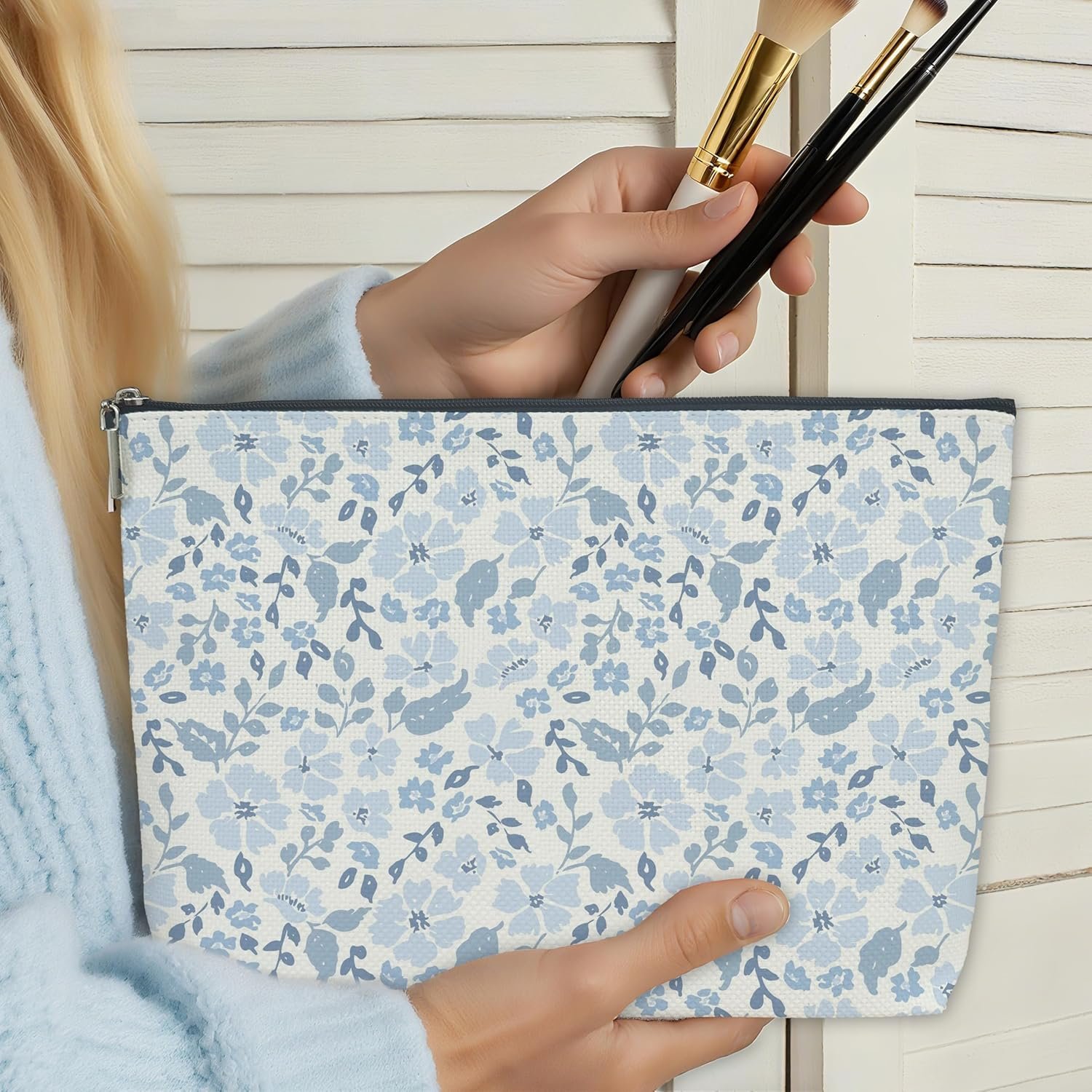 Private Label Large Blue Floral Makeup Bag Custom Logo Cosmetic Toiletry Pouch Zipper Organizer for Women Purse Travel Daily Use Manufacturer Gift Best Friends Sister Grandma